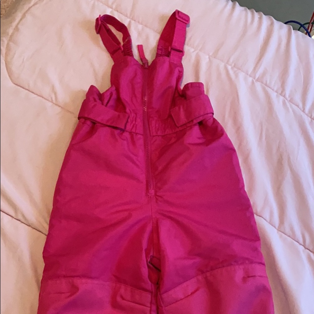 Cat and Jack winter girls snow pants.